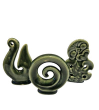 Load image into Gallery viewer, Arataki Small Ceramic Sculptures