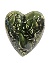 Load image into Gallery viewer, Kiwi Ceramic Heart