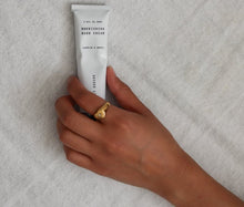 Load image into Gallery viewer, Beauty Engine Hand Cream