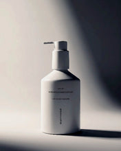 Load image into Gallery viewer, Beauty Engine Gentle Hand Wash