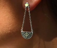 Load image into Gallery viewer, Kouma Breastplate Jewellery - Huia and Niho Designs