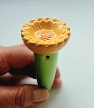 Load image into Gallery viewer, Insect Drinking Flower Bowls