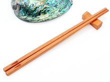 Load image into Gallery viewer, New Zealand Native Wooden Chopsticks