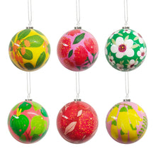 Load image into Gallery viewer, Christmas Balls Boxed - Birds and Flowers of New Zealand