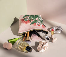 Load image into Gallery viewer, Velvet Cosmetic Bags