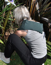 Load image into Gallery viewer, The Hug - A Wearable Gel Pack