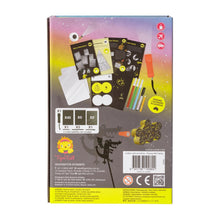 Load image into Gallery viewer, Light and Shine - Playing with Optics Kit