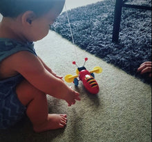 Load image into Gallery viewer, Buzzy Bee