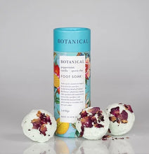Load image into Gallery viewer, Foot Soaks - Vanilla, Peppermint + Lemon Balm