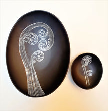 Load image into Gallery viewer, Large Ponga Bowls - Jo Luping
