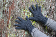 Load image into Gallery viewer, Possum and Merino Gloves by Lothlorian