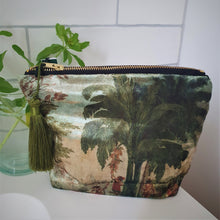 Load image into Gallery viewer, Velvet Cosmetic Bags