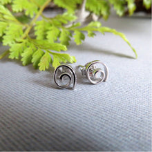 Load image into Gallery viewer, Stirling Silver New Zealand Earrings