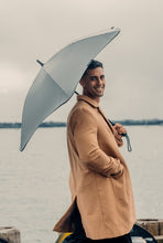 Load image into Gallery viewer, Blunt Classic  - big, strong umbrella
