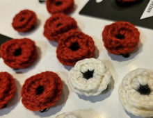 Load image into Gallery viewer, Little Poppy Brooches
