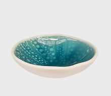 Load image into Gallery viewer, Kina Bowls, small and medium by Jo Luping
