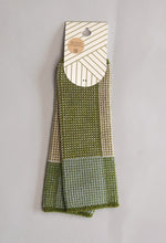 Load image into Gallery viewer, Knit Shepherd Fingerless Gloves
