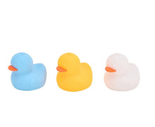 Load image into Gallery viewer, Soft Squeezy Silicon Bath Duck Toy
