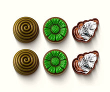 Load image into Gallery viewer, Chocolate Brown Gift Box of New Zealand Flavoured Chocolates
