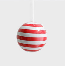 Load image into Gallery viewer, Christmas Tin Balls

