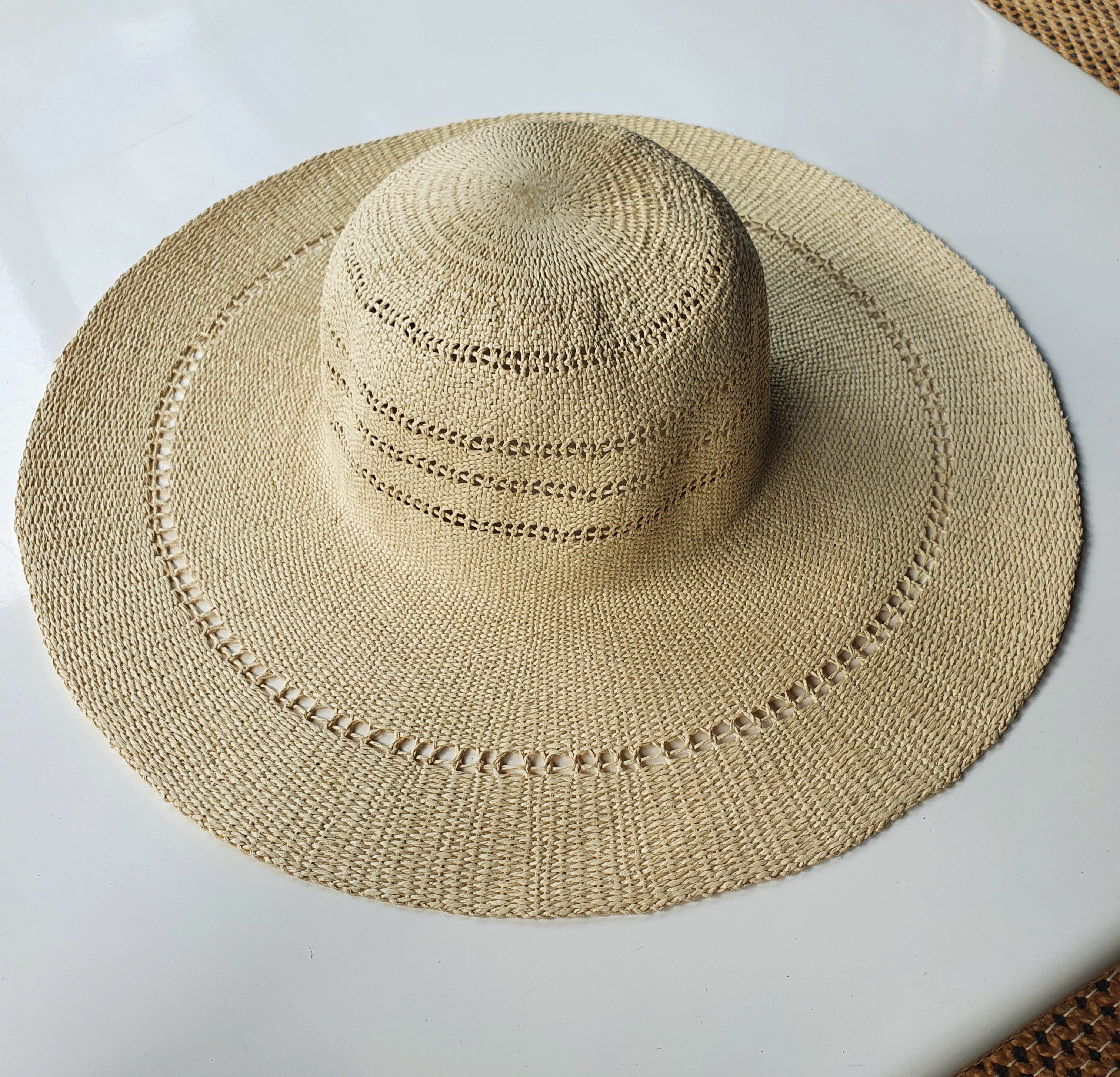 Wide brim best sale sun hat nz